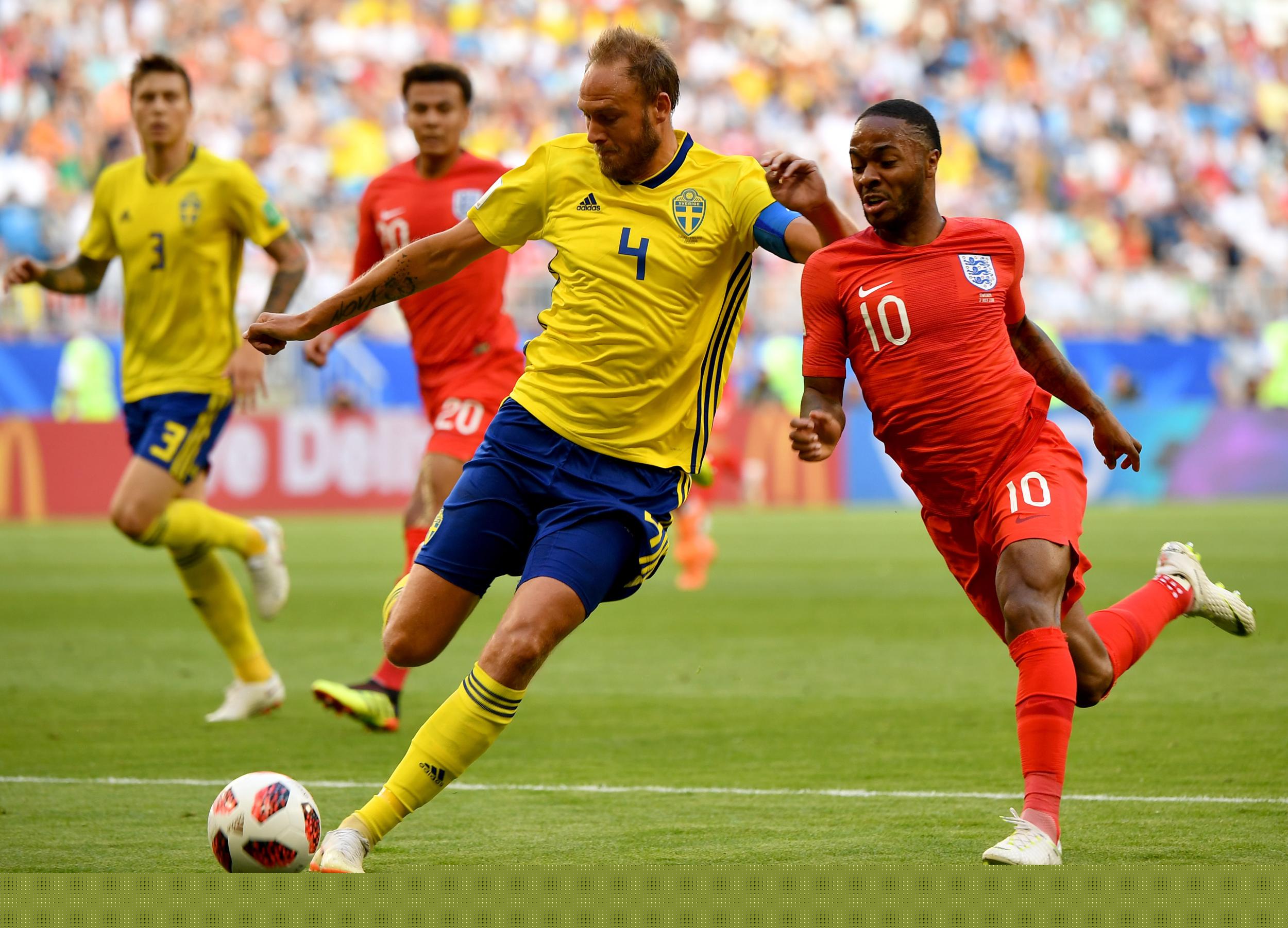 伤兵满营！记者：卡马文加、赫伊森等7人或将无缘皇马战曼城