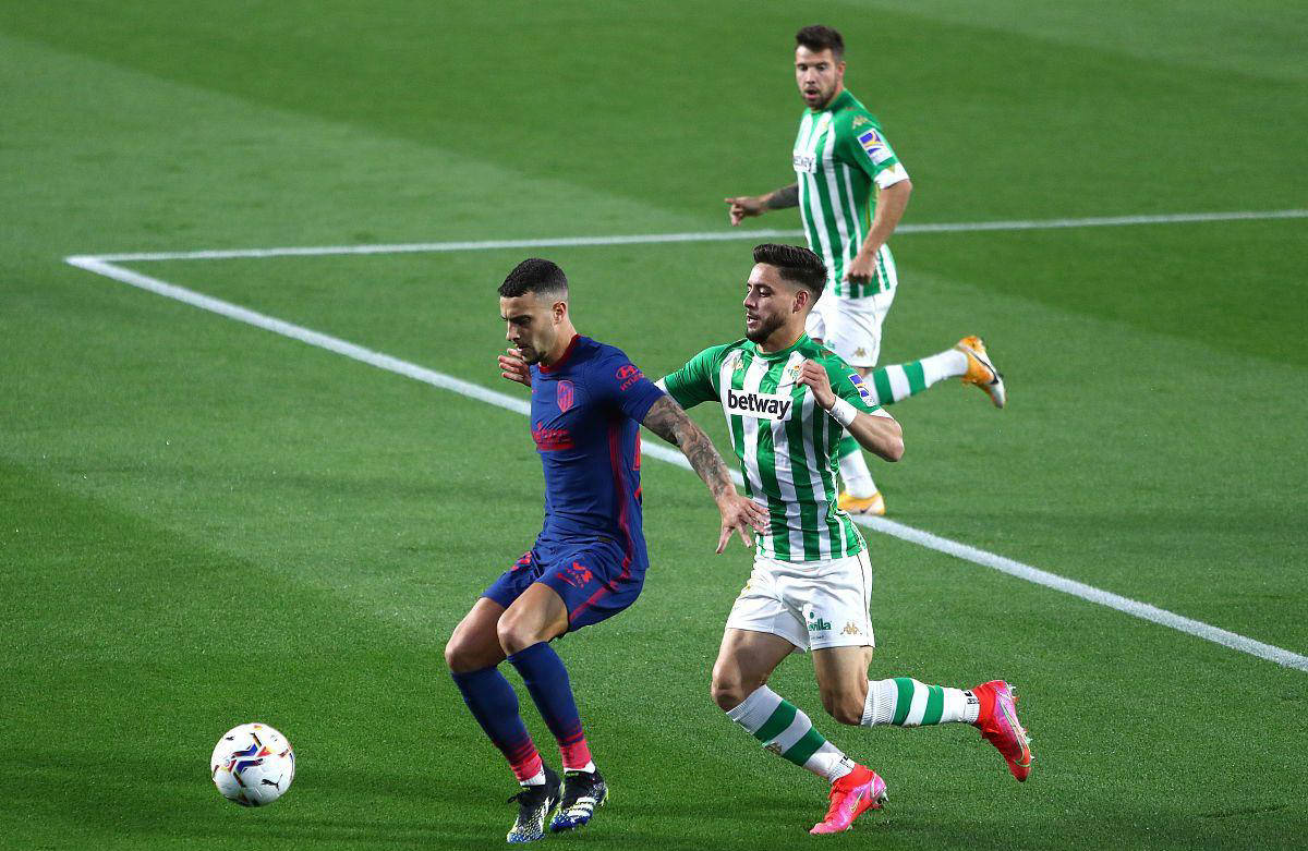 跟队记者：米兰内部否认了蒂亚戈-席尔瓦可能回归的传闻