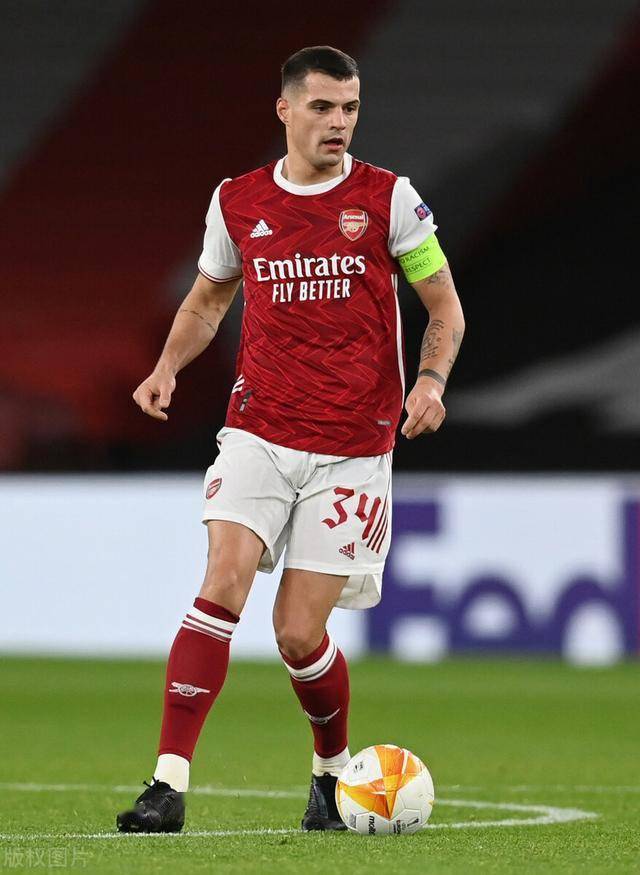 卡梅隆出席海南电影节大师班，以纳威族仪式开场